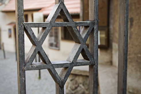 Entrance to the Pinkas Synagogue and Prague's memorial to the victims of the Holocaust. 